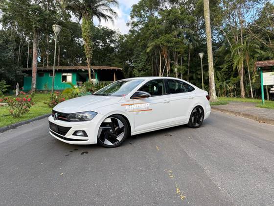 VOLKSWAGEN VIRTUS 1.6 MSI TOTAL FLEX AUTOMÁTICO